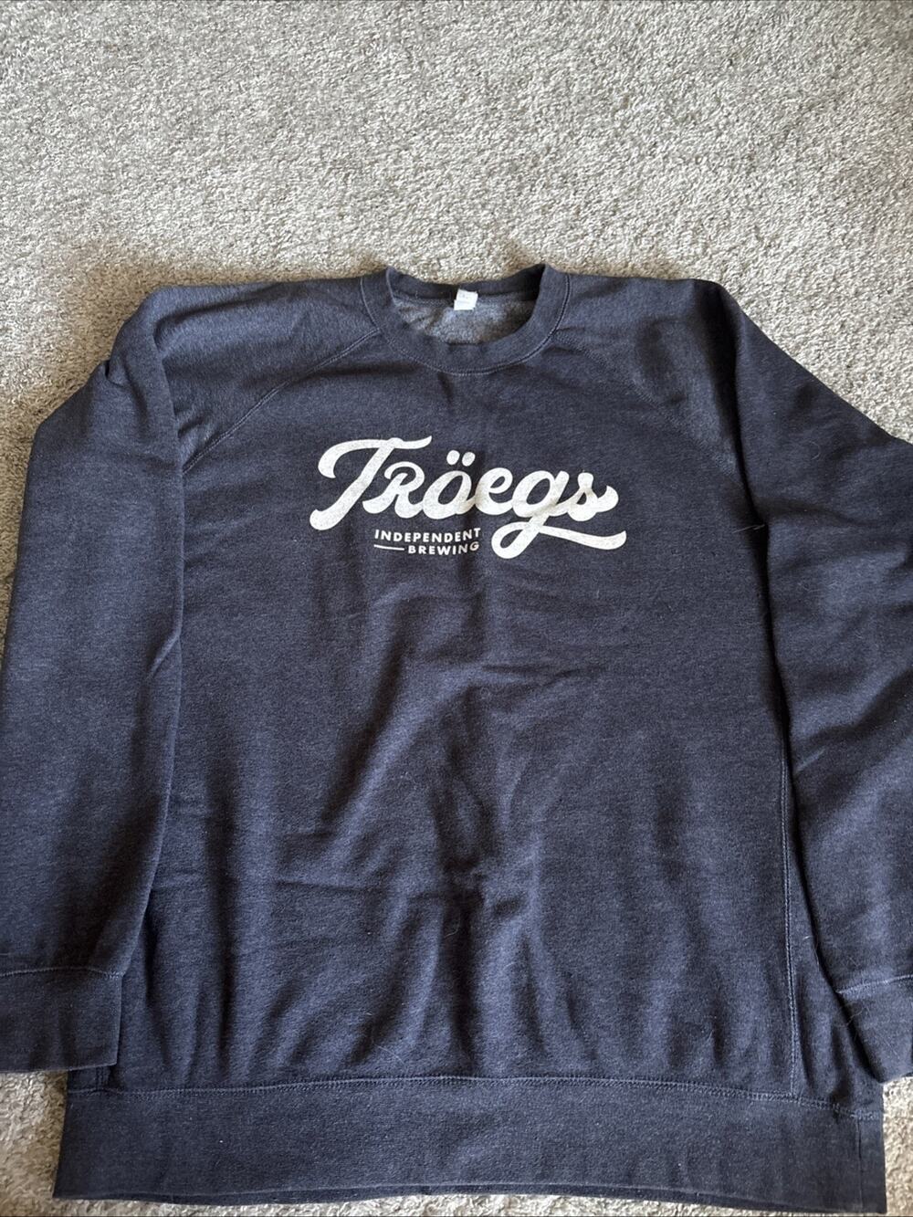 Troegs Brewing Heathered Navy Blue Women’s Sweatshirt Size L